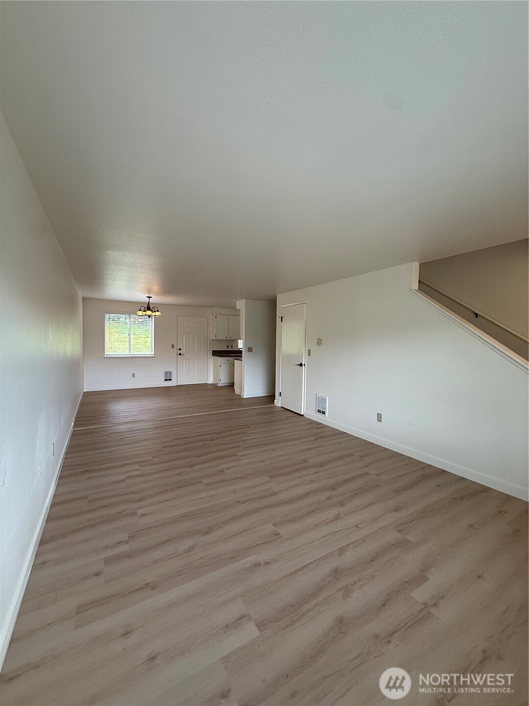 7511 67th Avenue 1 Property Photo 3