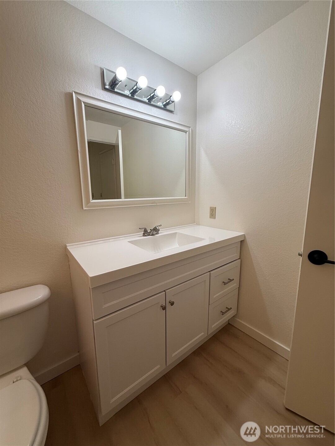 7511 67th Avenue 1 Property Photo 6