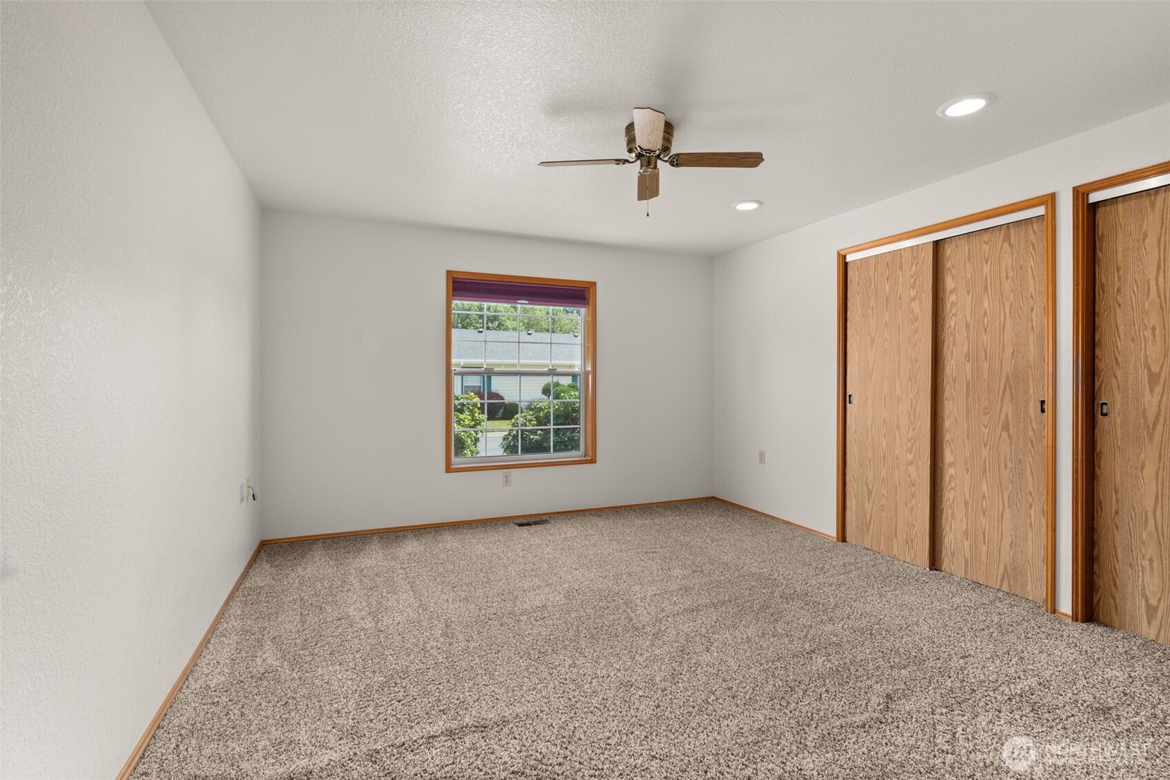 1229 Searle Drive Property Photo 13