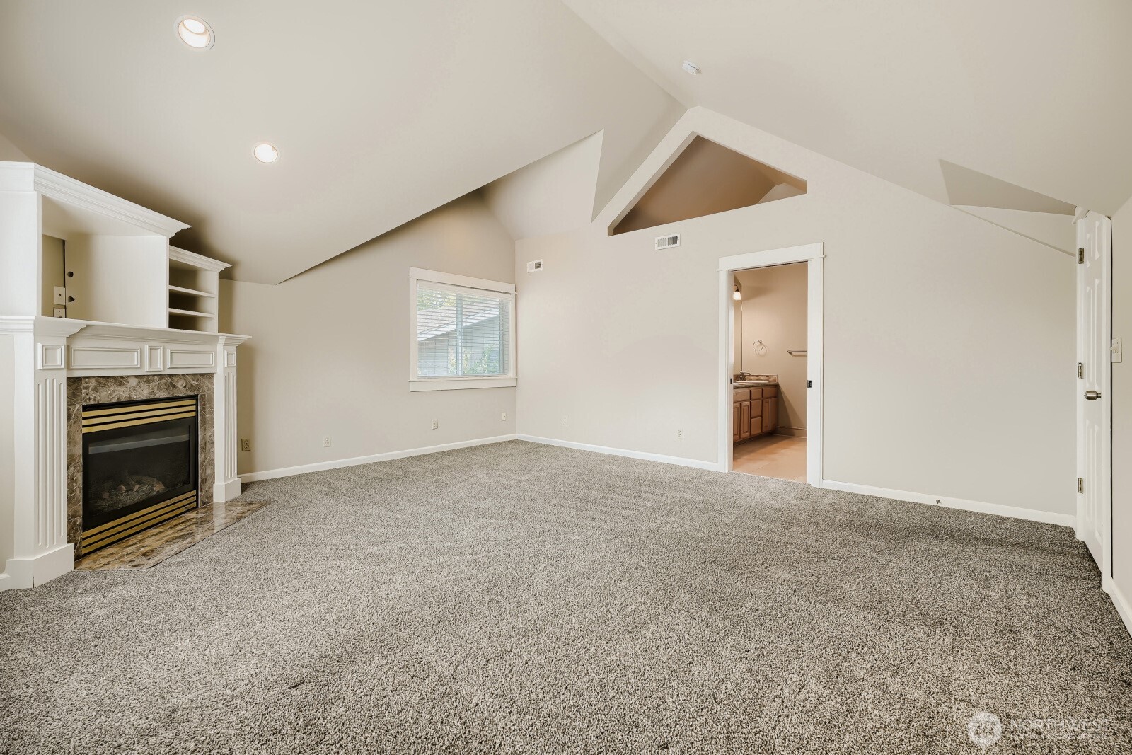 218 Summit Avenue Property Photo 15