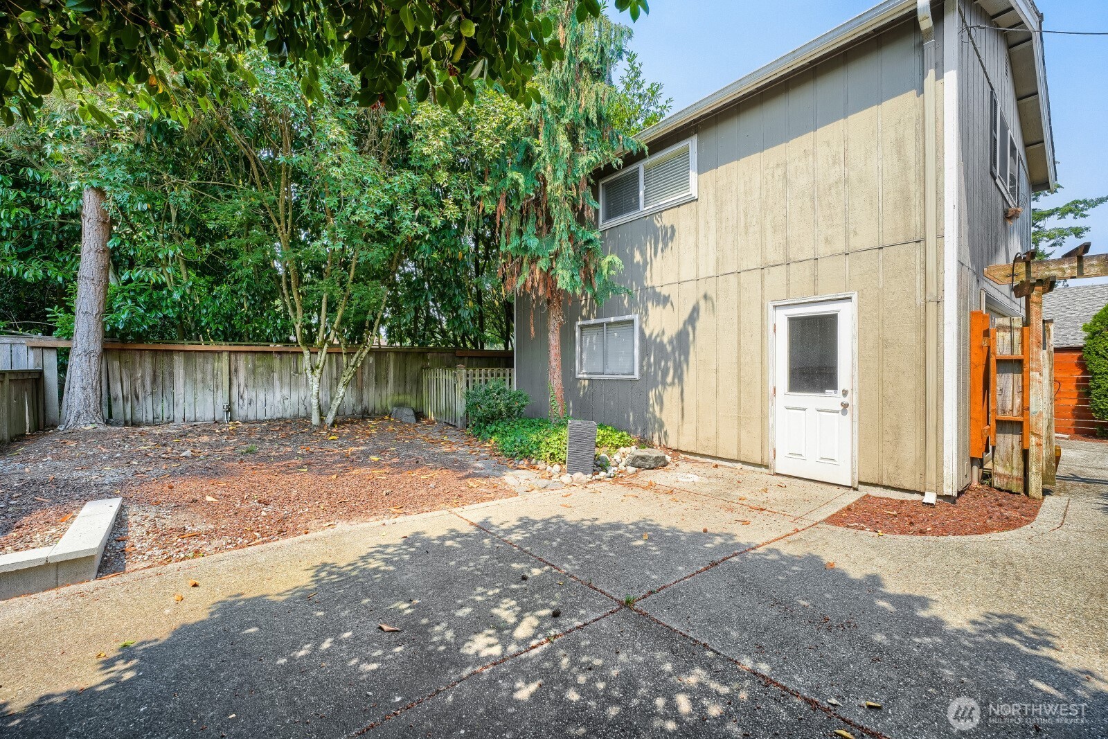 218 Summit Avenue Property Photo 27