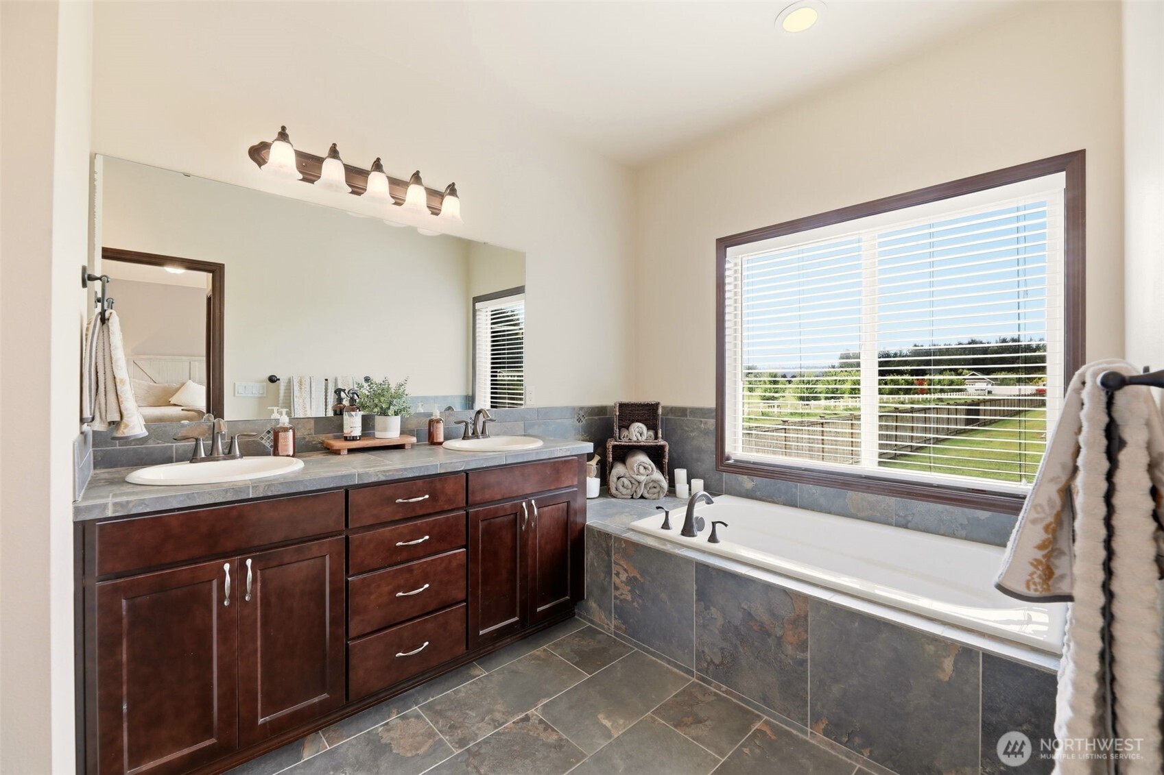 24214 Harvey Creek Road Property Photo 25