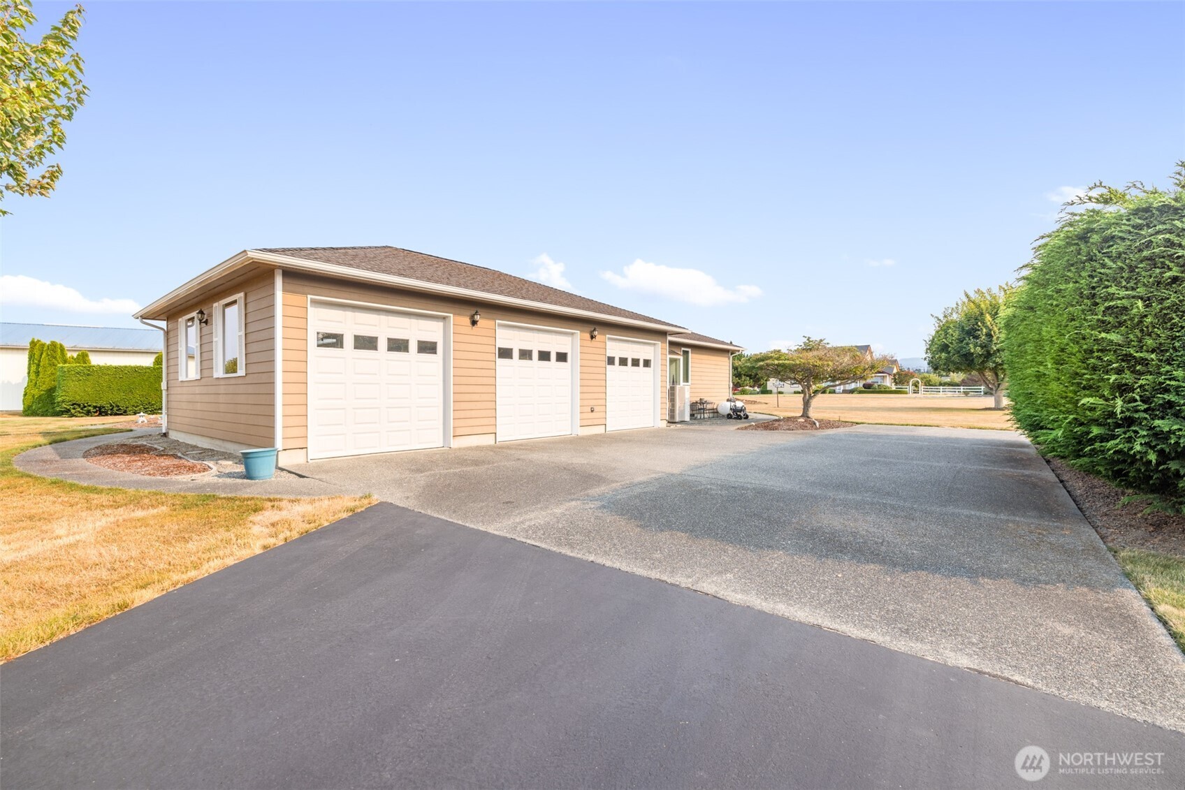 51 John Carl Road Property Photo 32