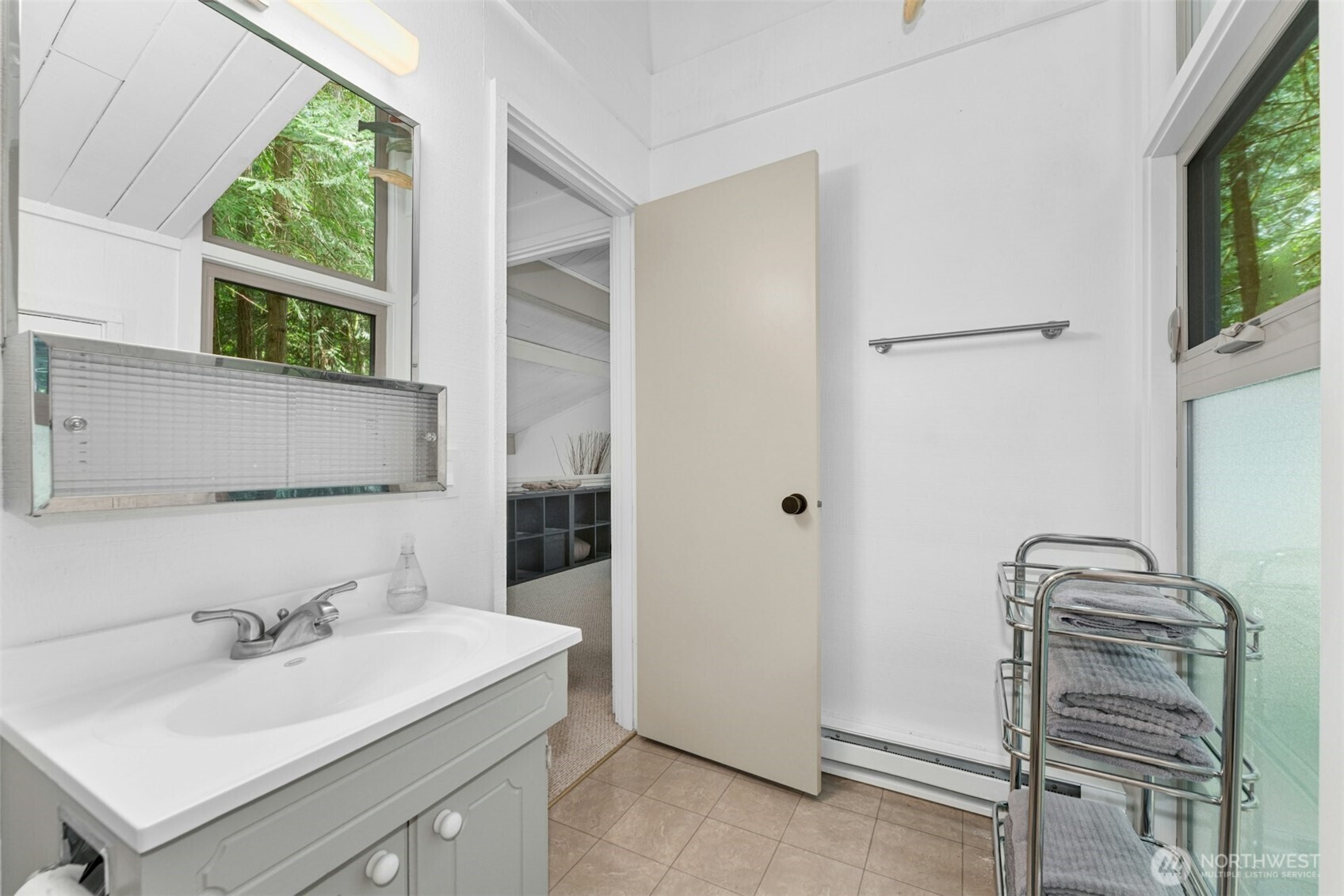 201 E Cutty Sark Drive Property Photo 18
