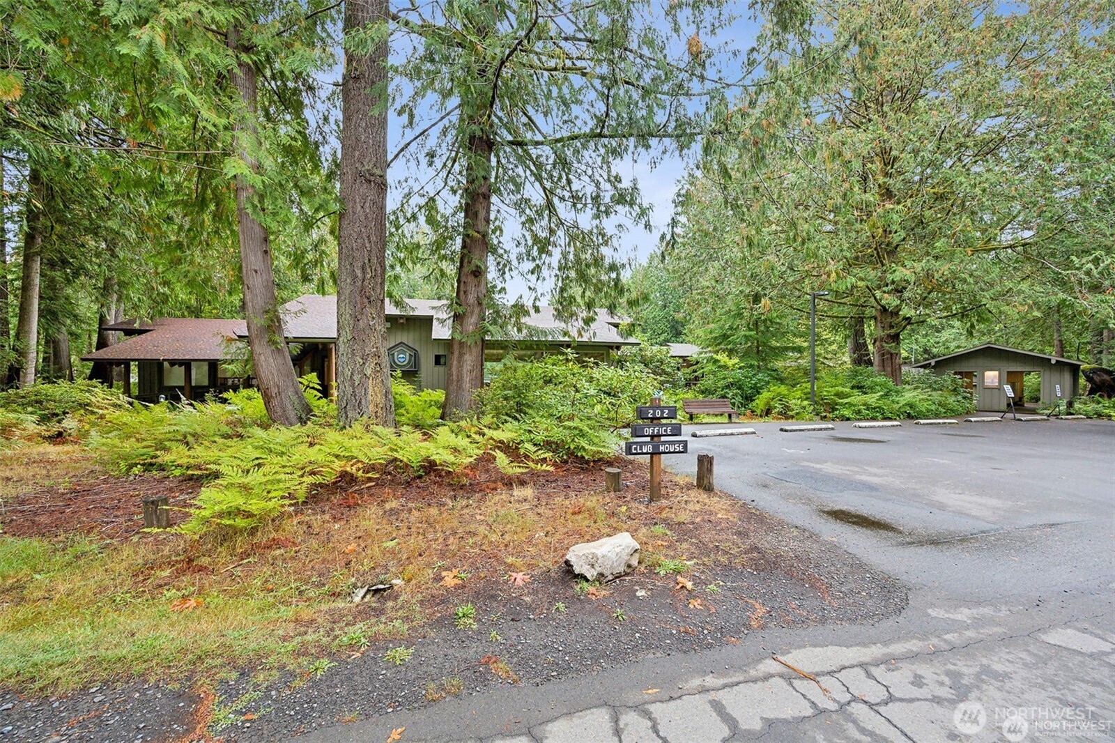 201 E Cutty Sark Drive Property Photo 30