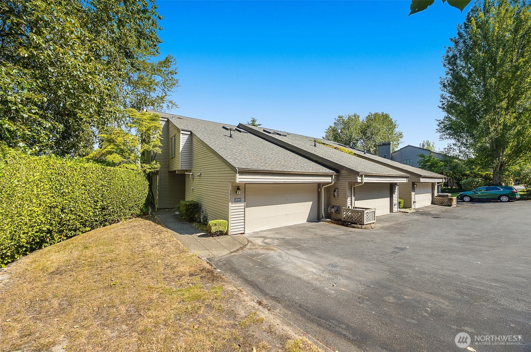7250 Old Redmond Road A101 Property Photo 3