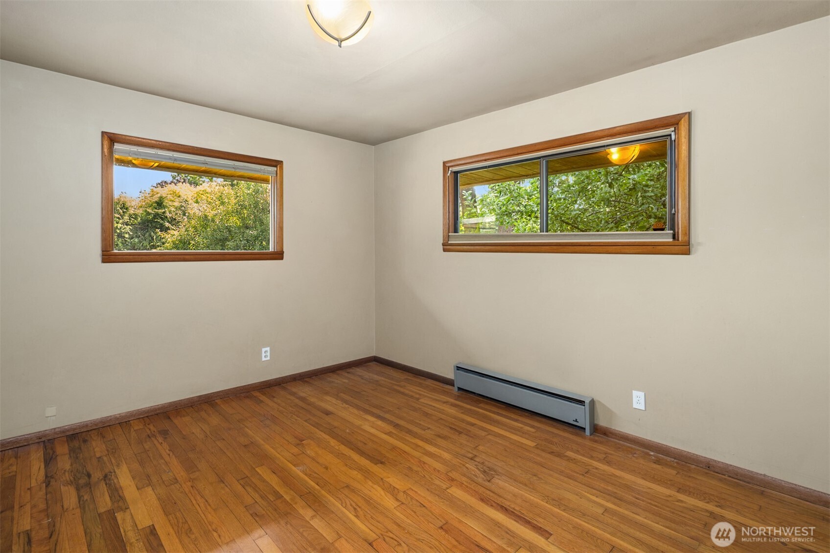 6933 51st Avenue Property Photo 12