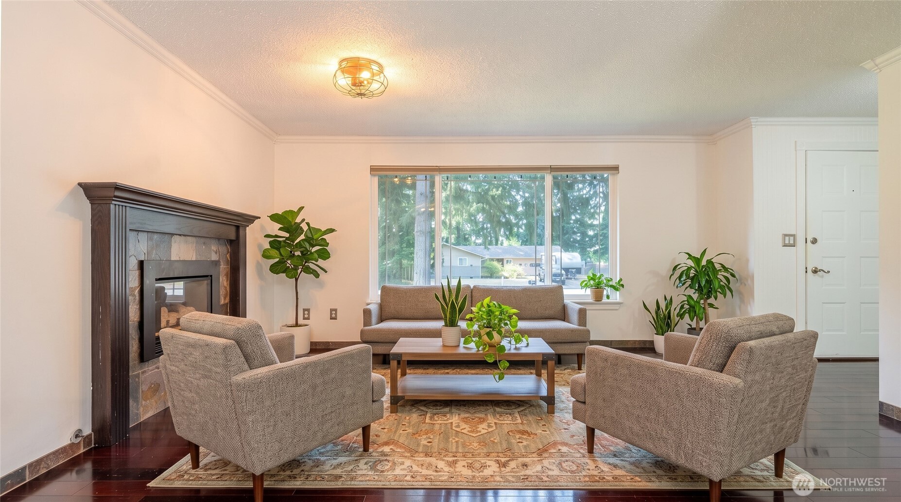 6612 Alder Glen Drive Property Photo 8