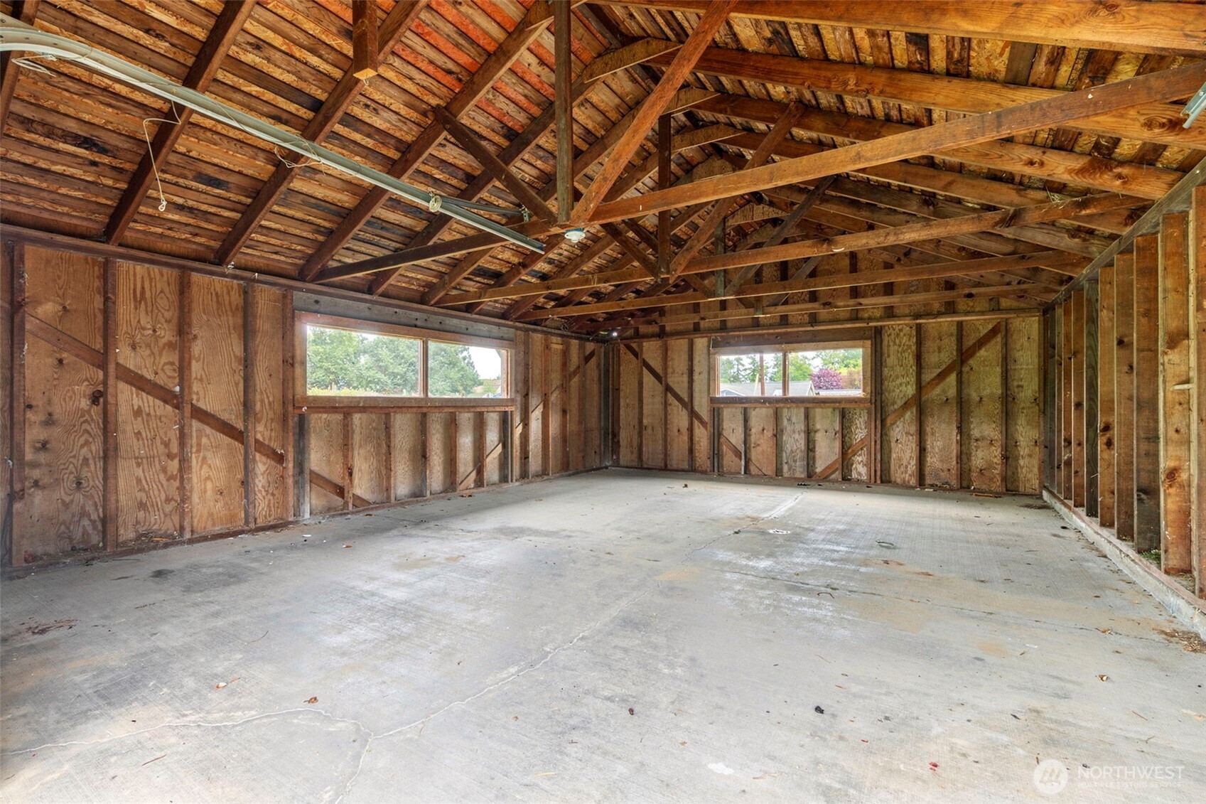 853 Fowler Street Property Photo 15