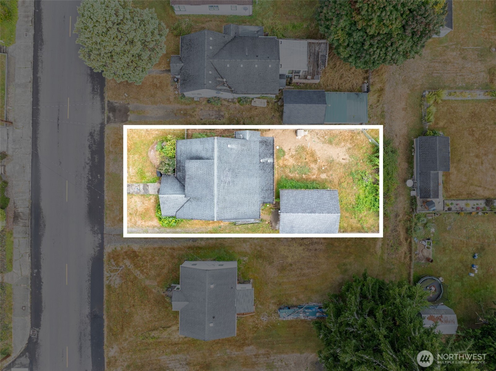 853 Fowler Street Property Photo 20