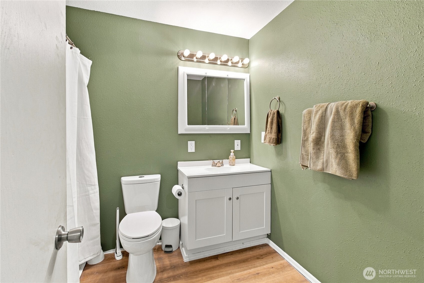 16 Freemont Avenue Property Photo 14