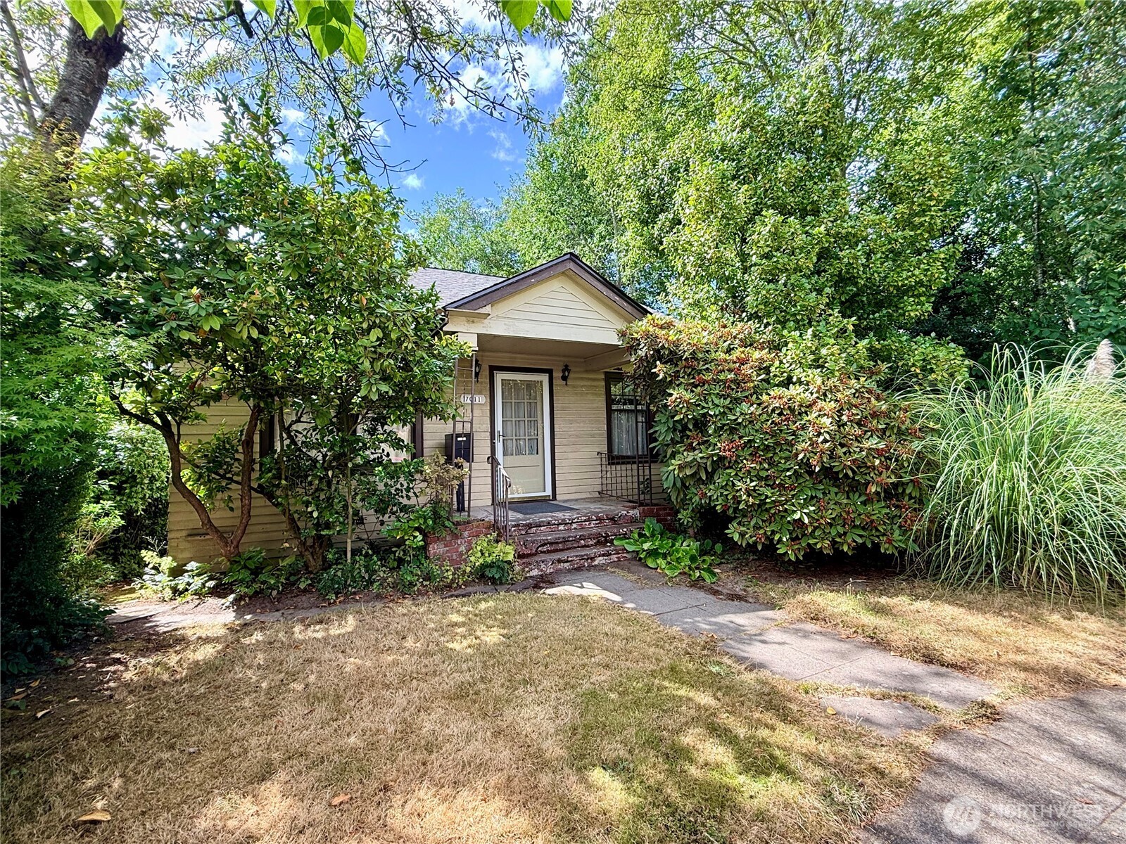 7011 14 Th Avenue Property Photo 3