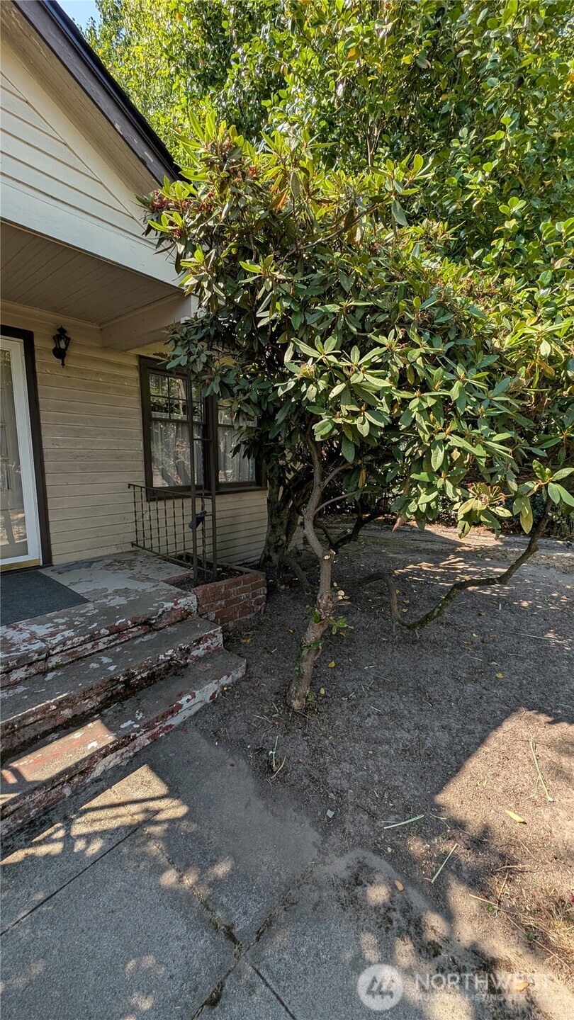 7011 14 Th Avenue Property Photo 6
