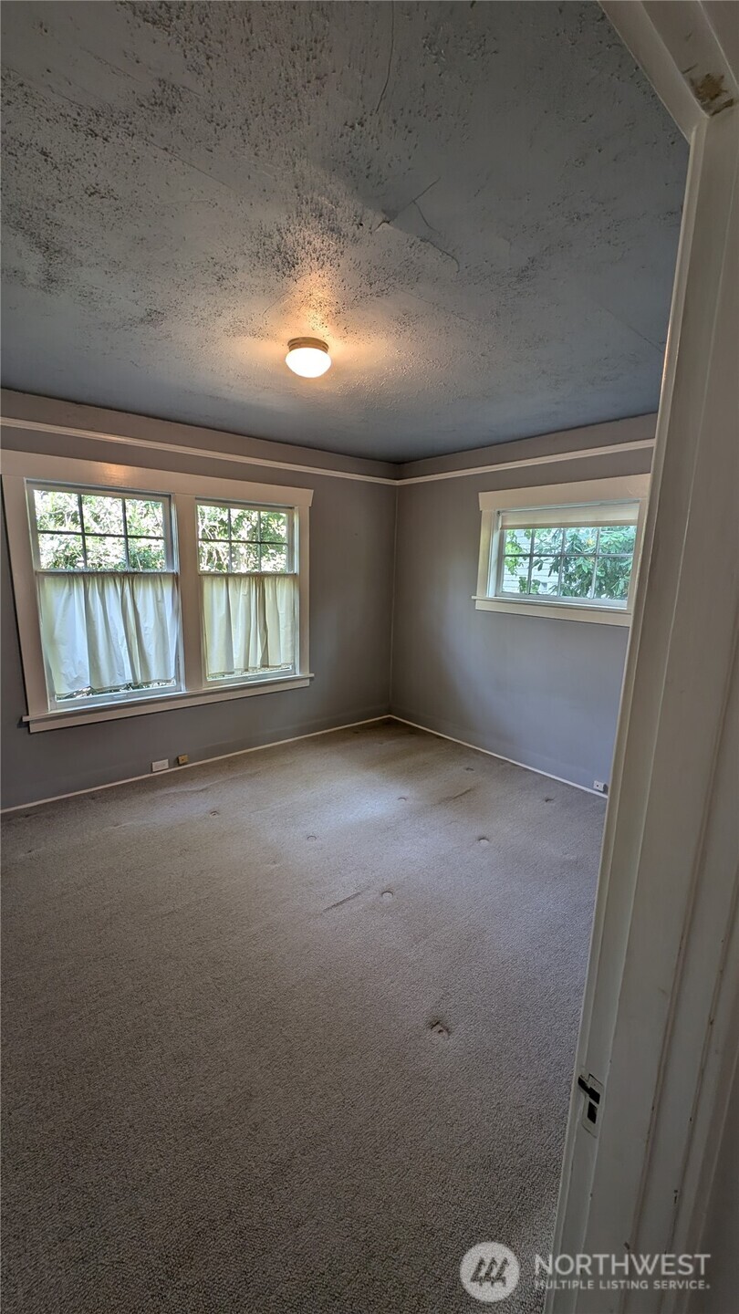 7011 14 Th Avenue Property Photo 18