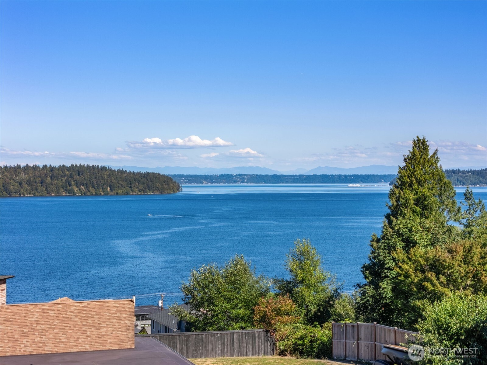 8102 E Seaview Drive Property Photo 1