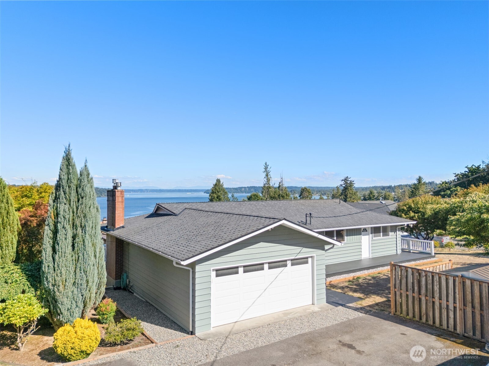8102 E Seaview Drive Property Photo 2