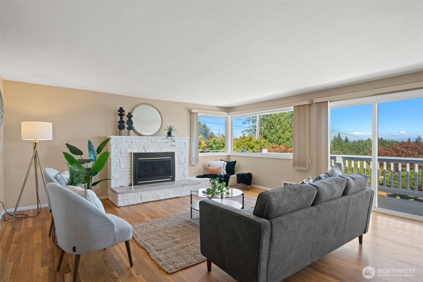 8102 E Seaview Drive Property Photo 8