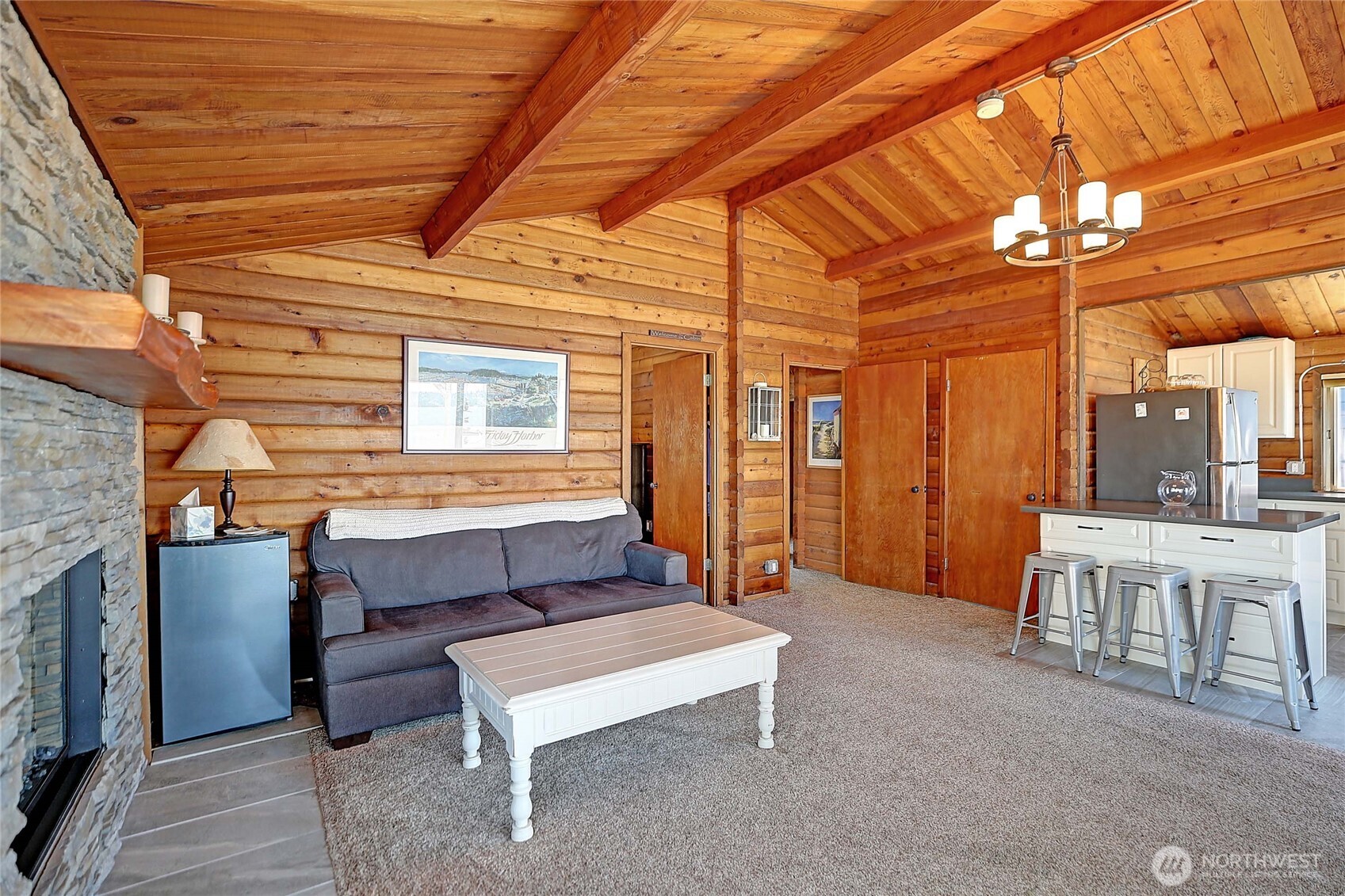 14130 Evergreen Way Property Photo 10