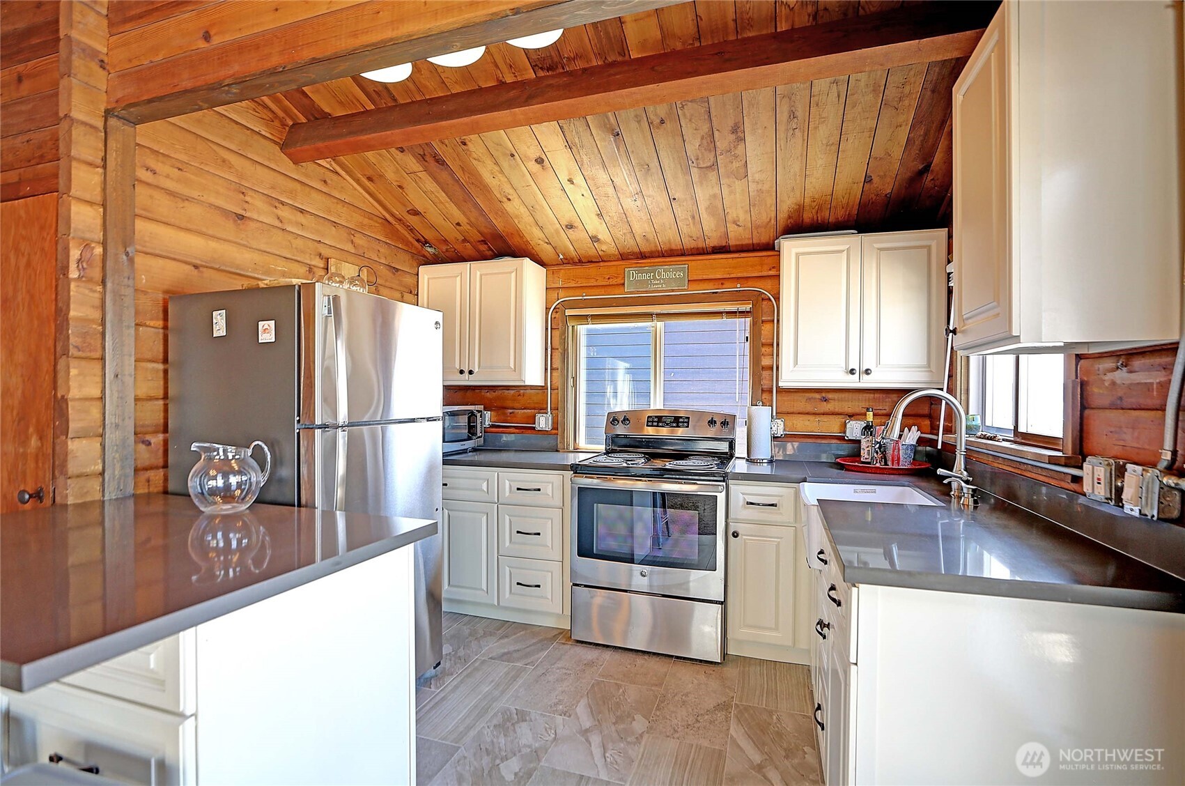 14130 Evergreen Way Property Photo 13