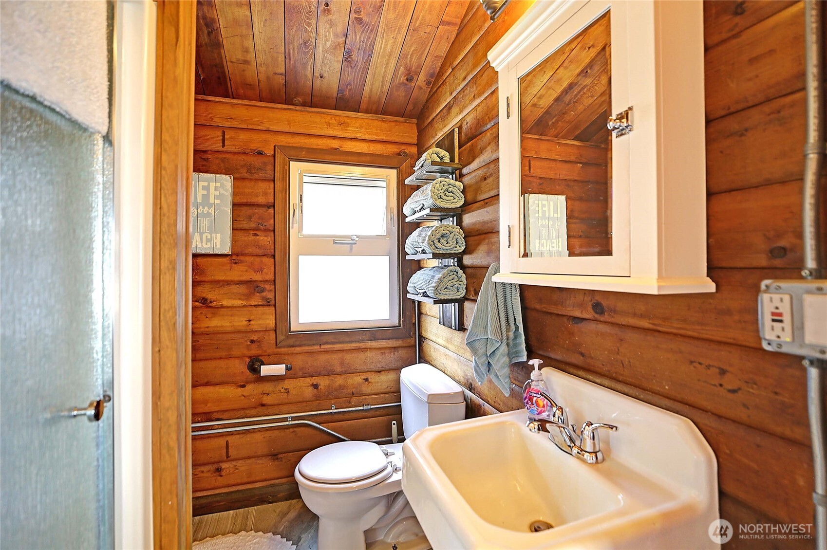 14130 Evergreen Way Property Photo 25