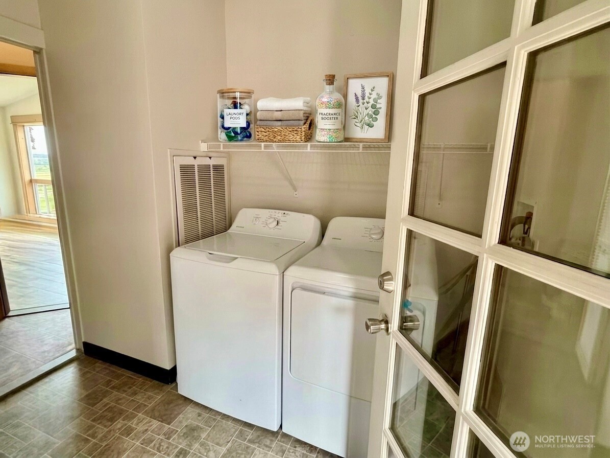 520 75th Avenue Property Photo 19