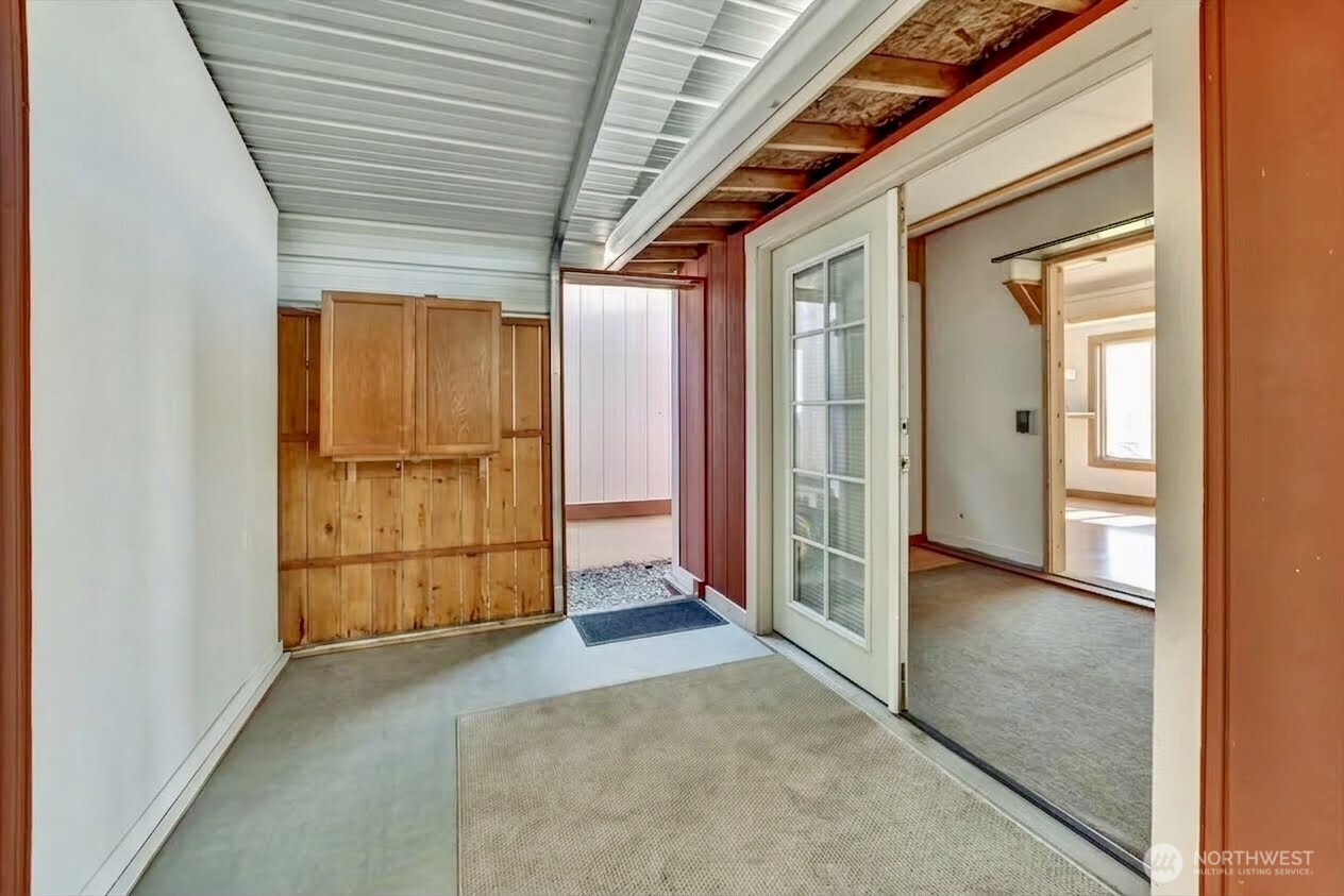 520 75th Avenue Property Photo 27
