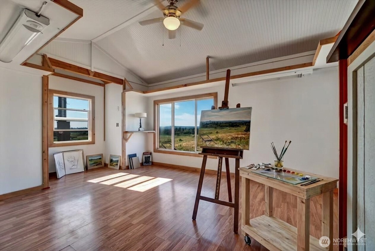 520 75th Avenue Property Photo 28