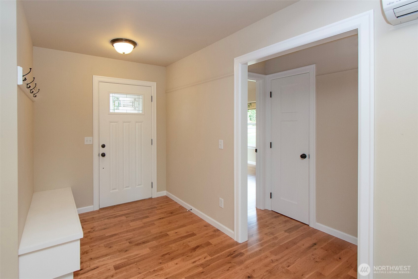 121 Broadmoor Street Property Photo 4