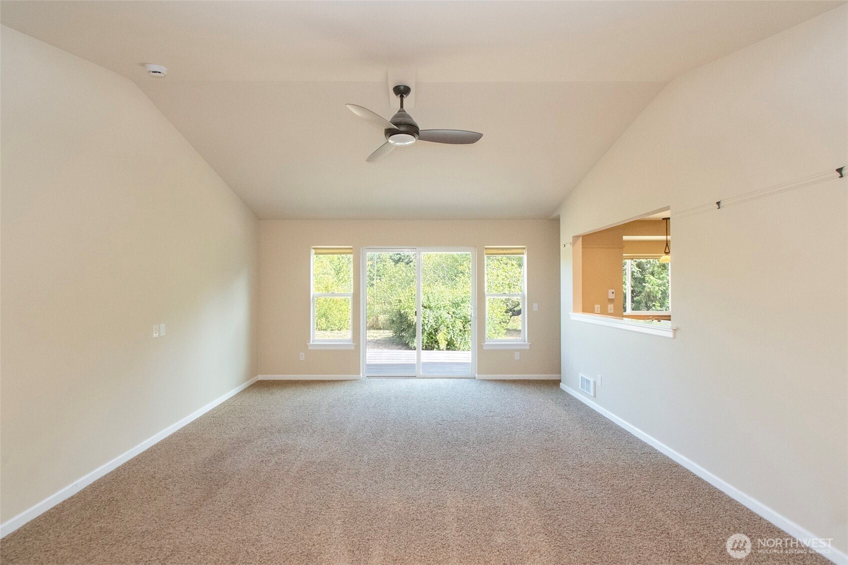 121 Broadmoor Street Property Photo 6