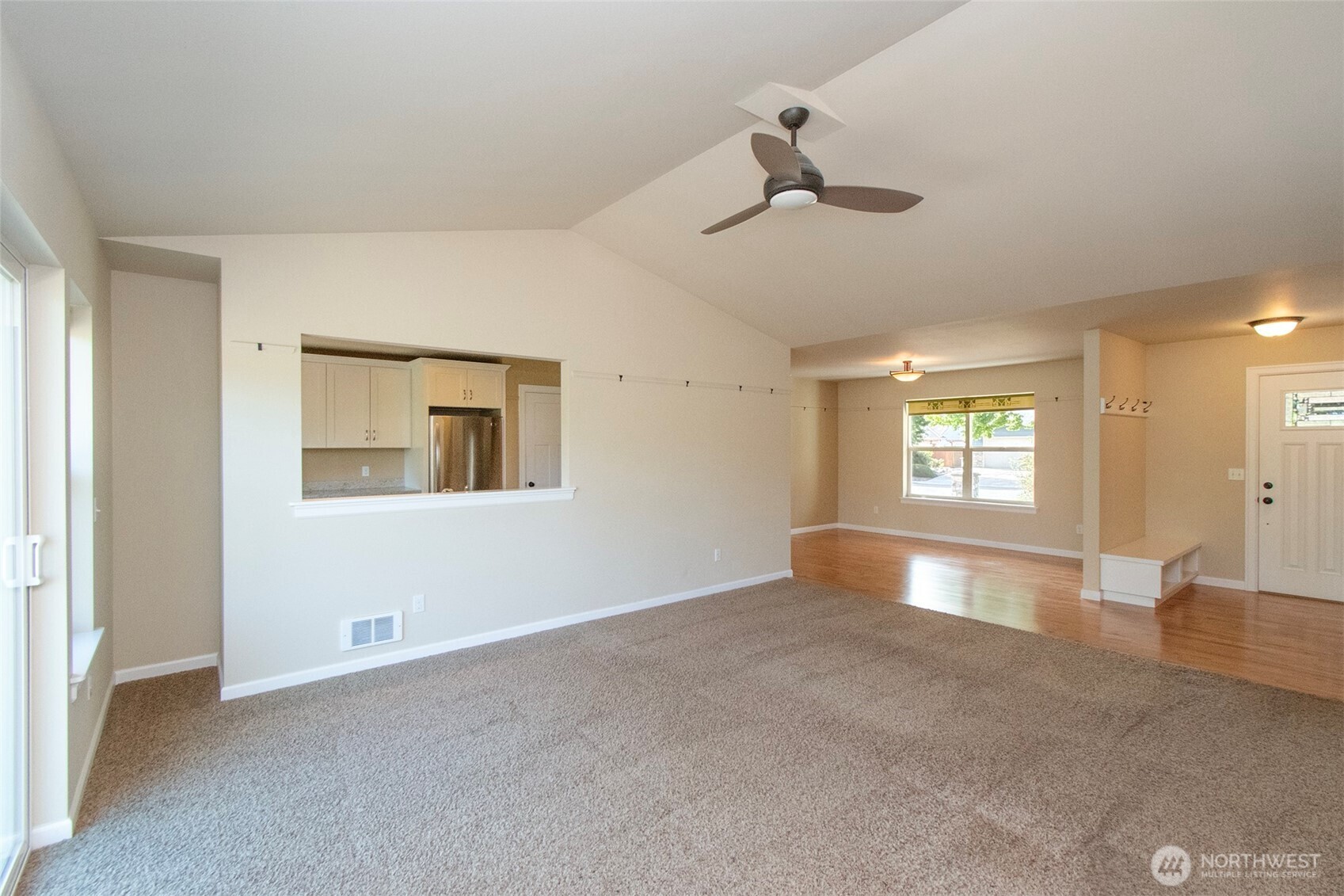 121 Broadmoor Street Property Photo 8