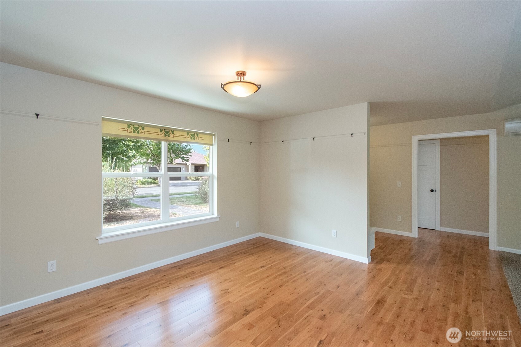 121 Broadmoor Street Property Photo 9