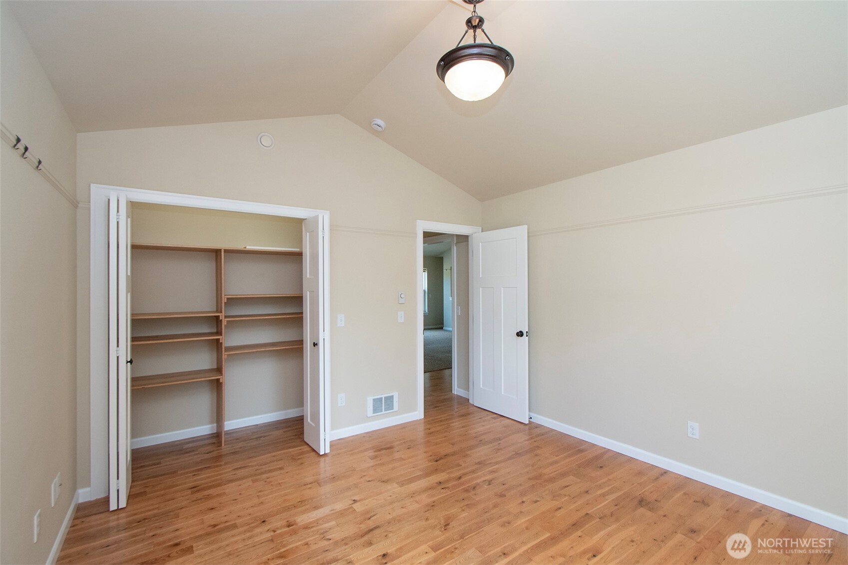 121 Broadmoor Street Property Photo 22
