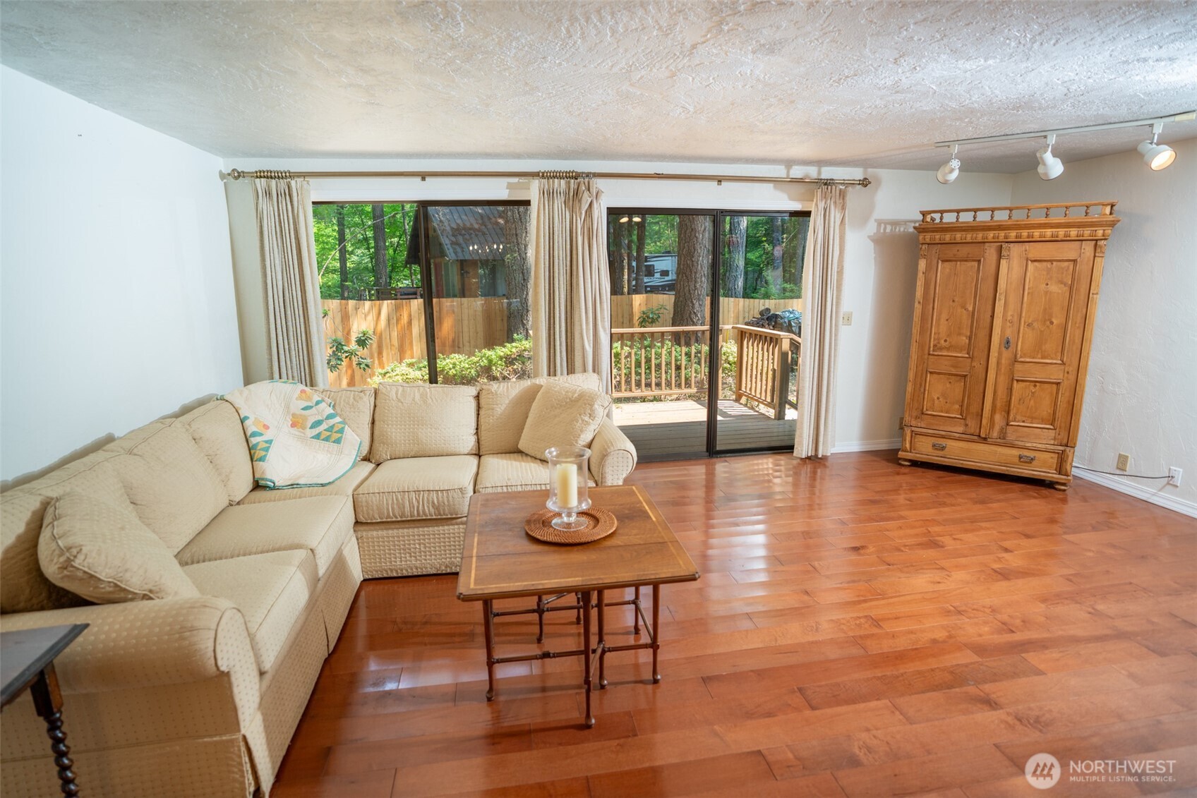 140 N Dow Creek Drive Property Photo 10