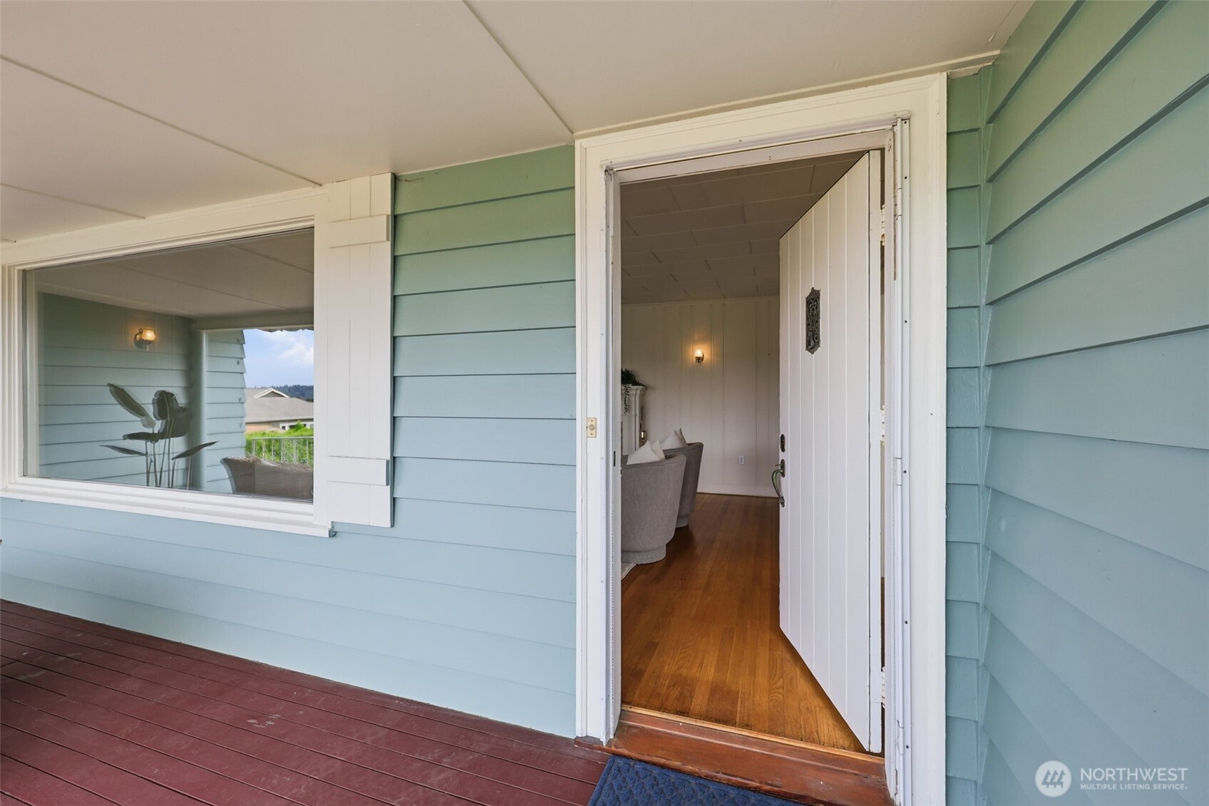 1209 S Sunset Drive Property Photo 7