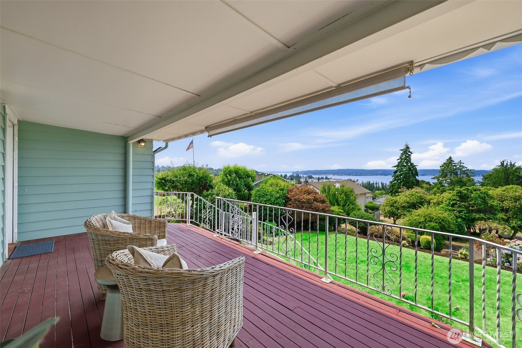 1209 S Sunset Drive Property Photo 9