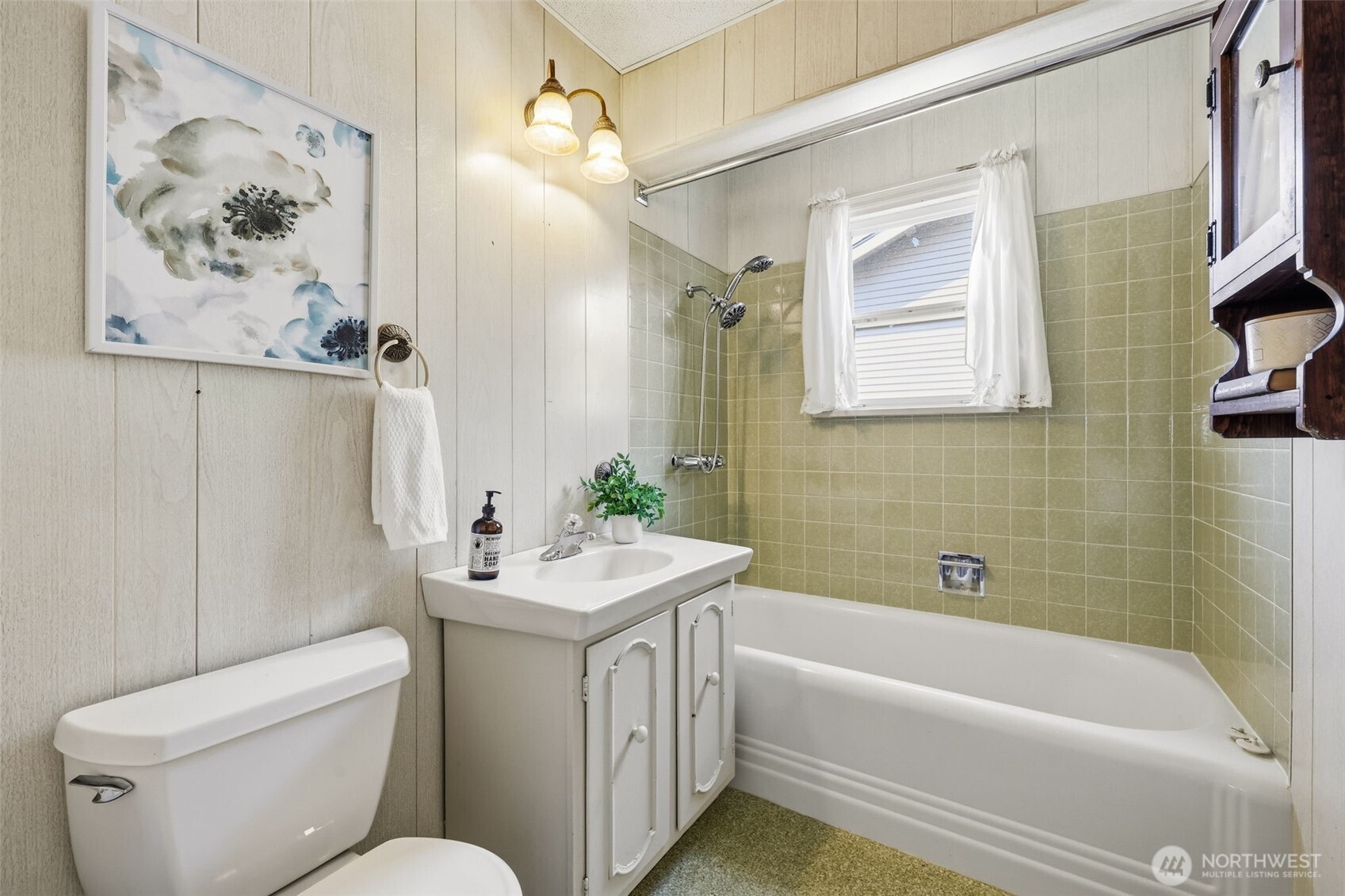 1209 S Sunset Drive Property Photo 21