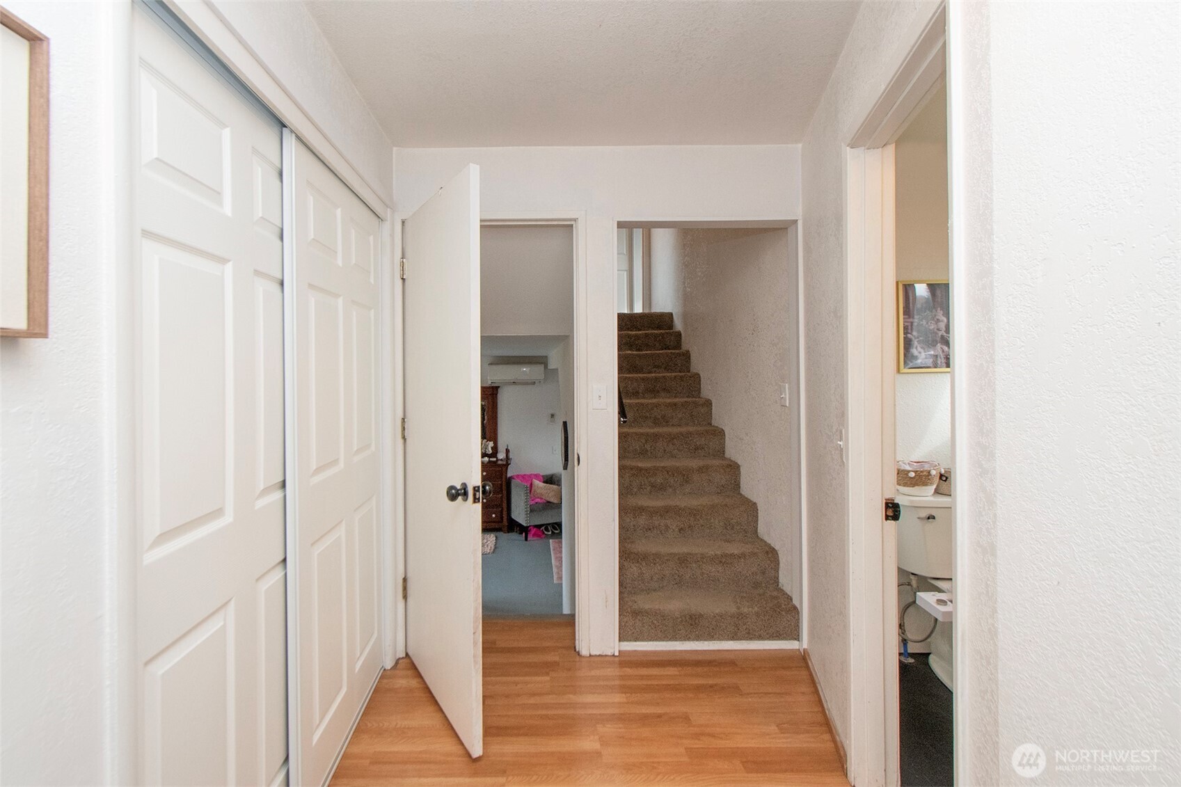 413 E Orcas Avenue Property Photo 17
