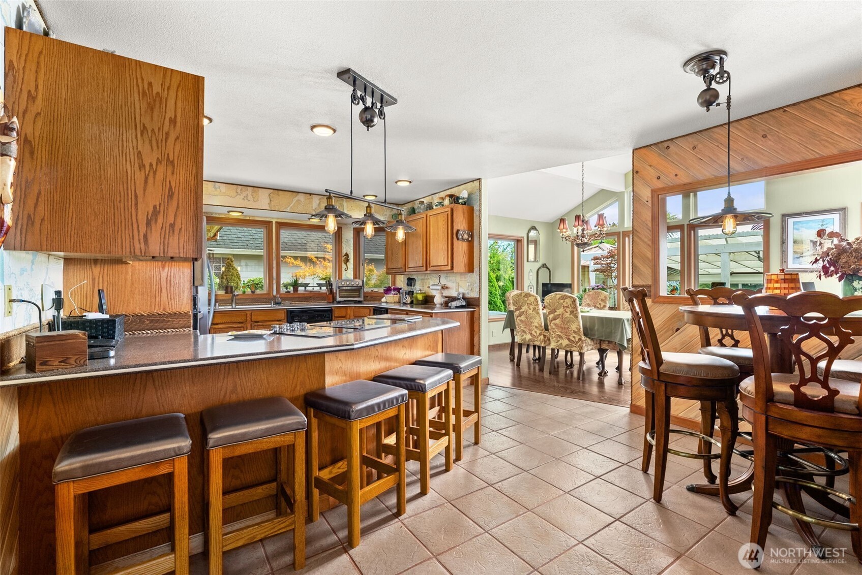 360 Wildwood Avenue Property Photo 10