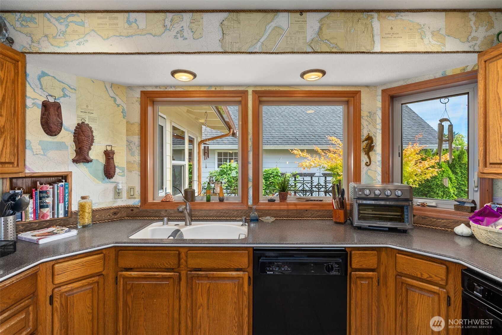 360 Wildwood Avenue Property Photo 12