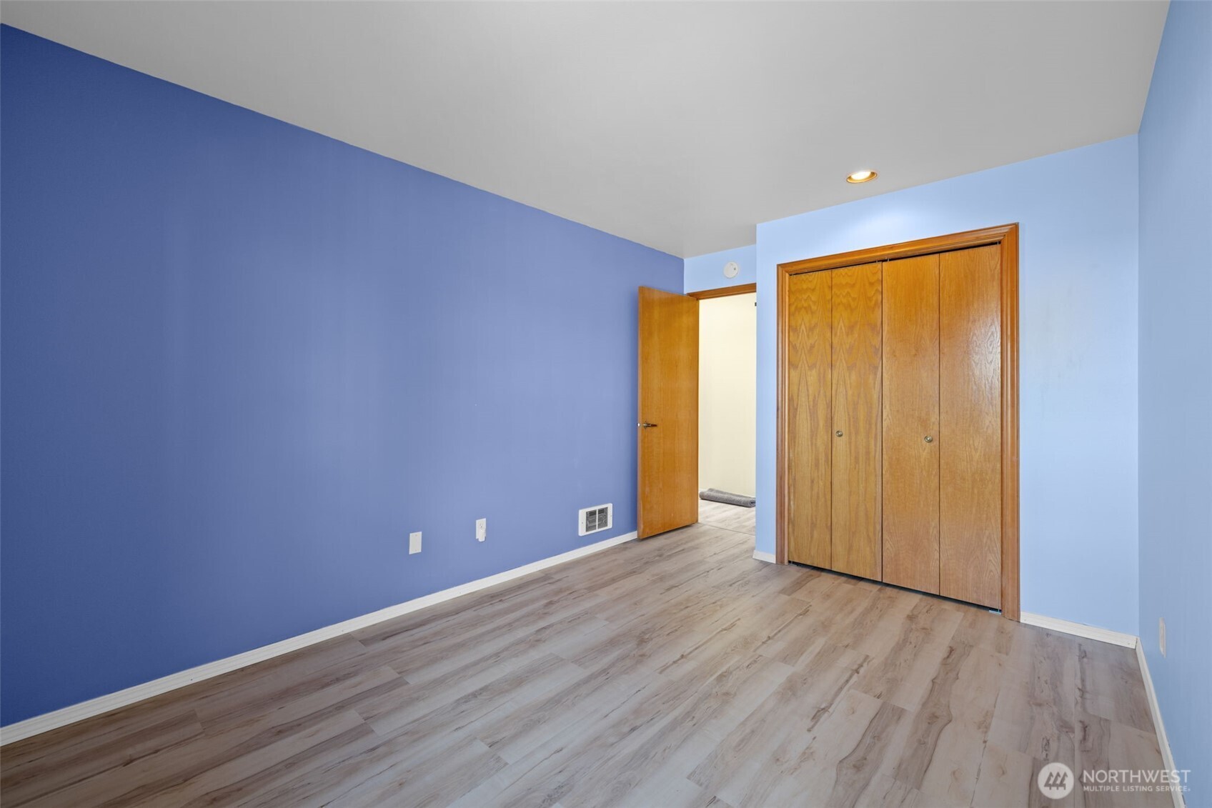 893 N Oxford Way Property Photo 21