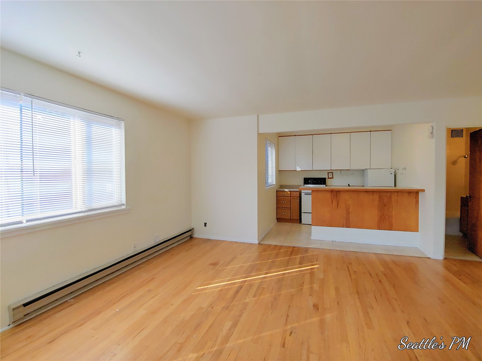 6537 Oswego Place Property Photo 7