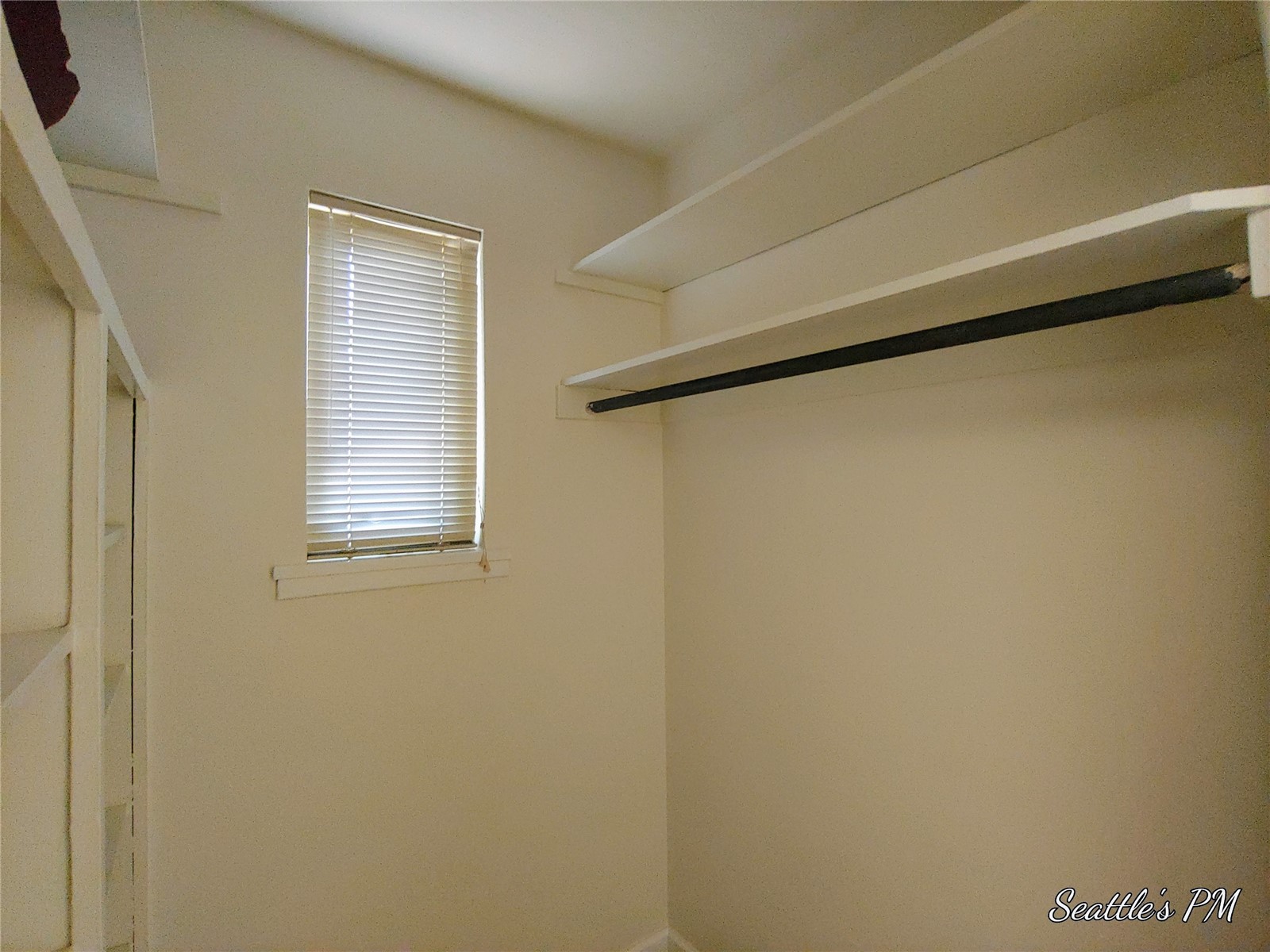 6537 Oswego Place Property Photo 10