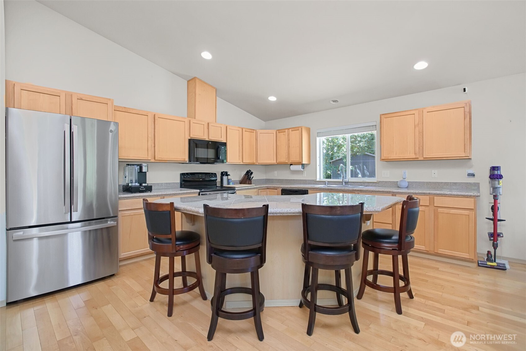 7977 E Clam Bay Court Property Photo 6