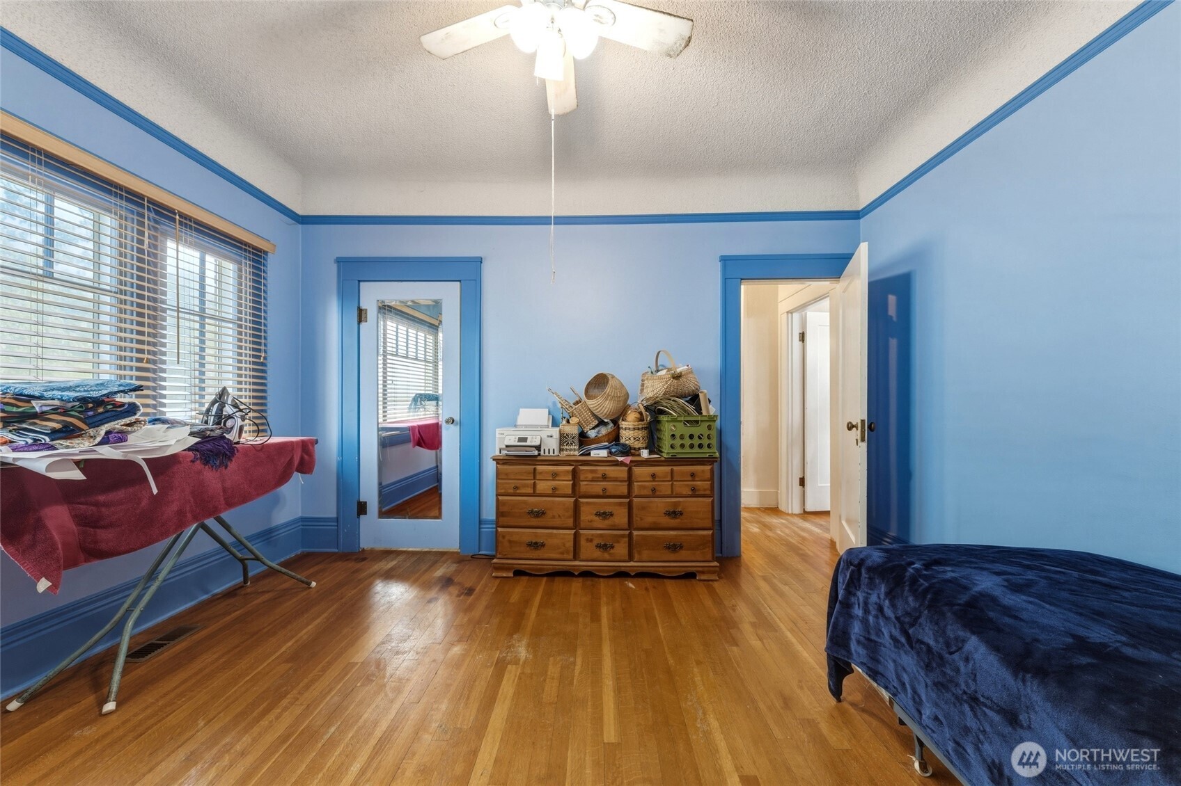 193 S Columbia Street Property Photo 6