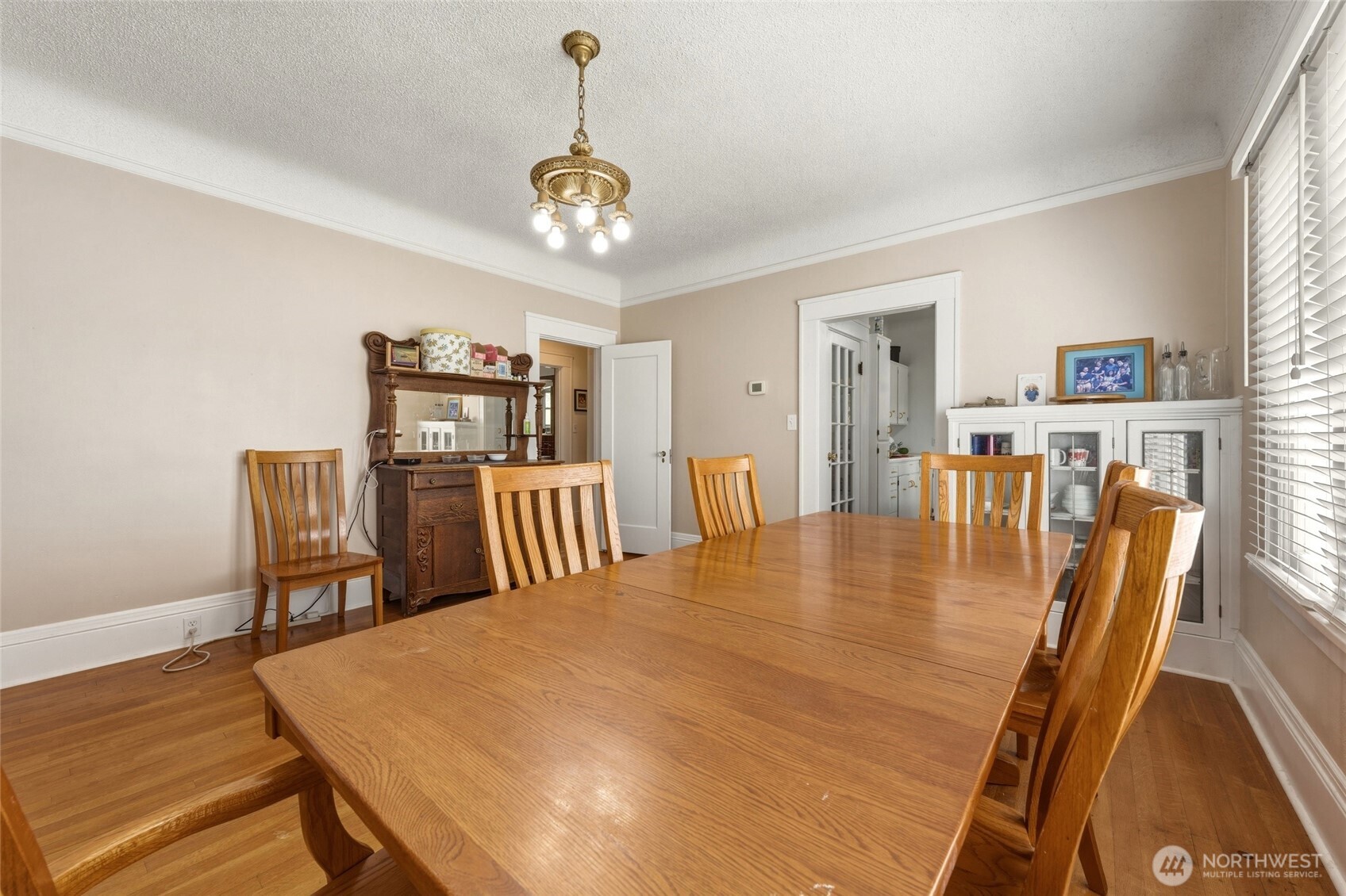 193 S Columbia Street Property Photo 18