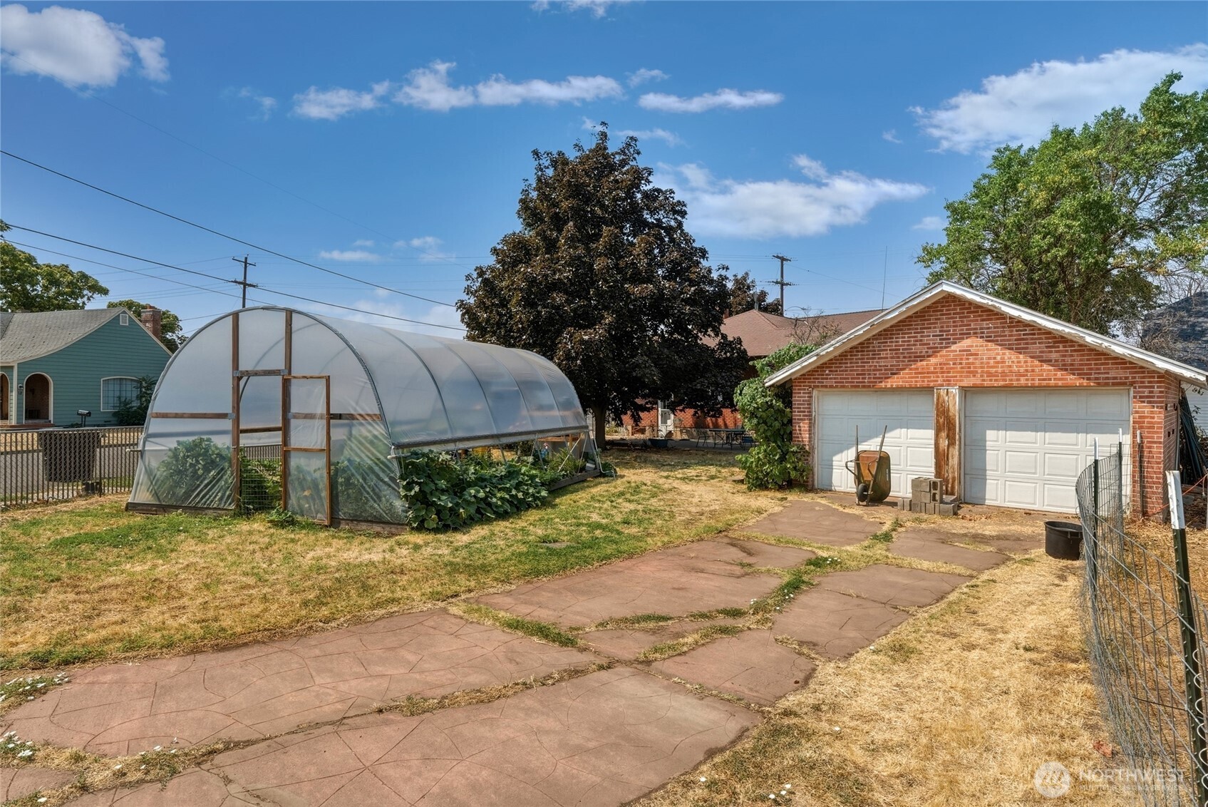 193 S Columbia Street Property Photo 30