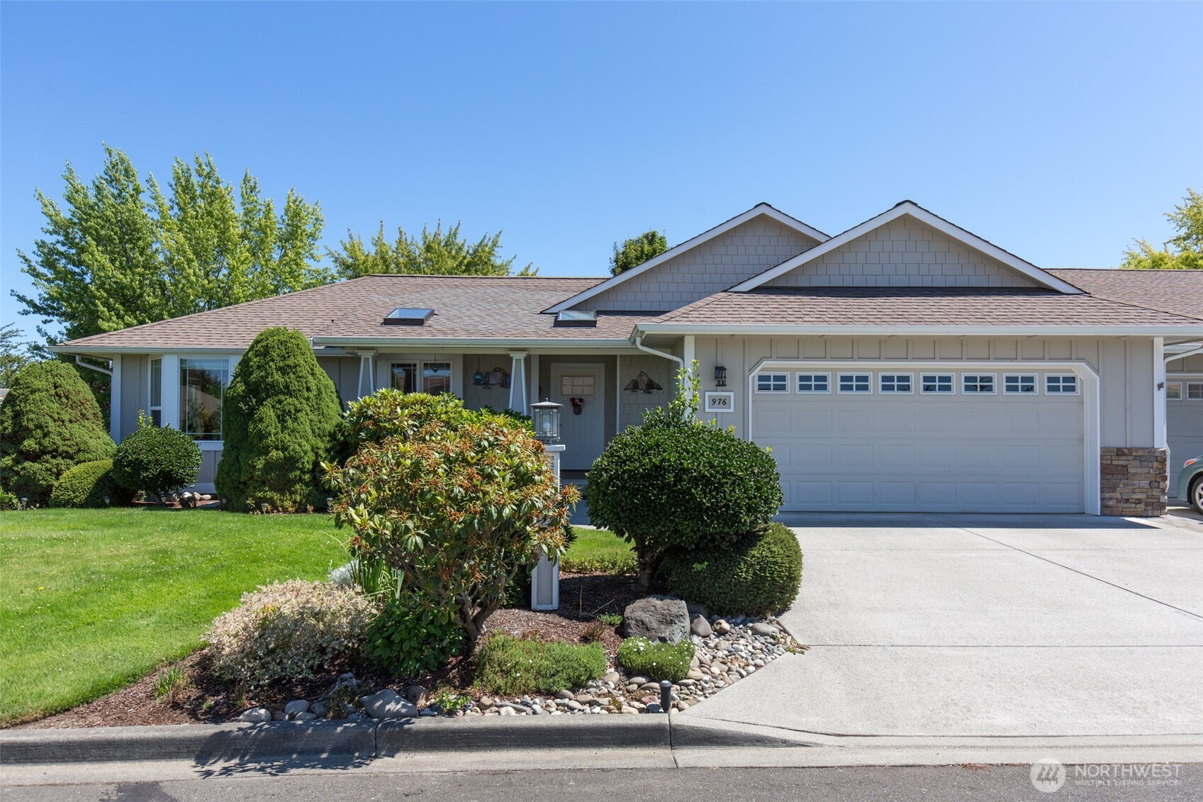 976 N Minstrel Road Property Photo 1