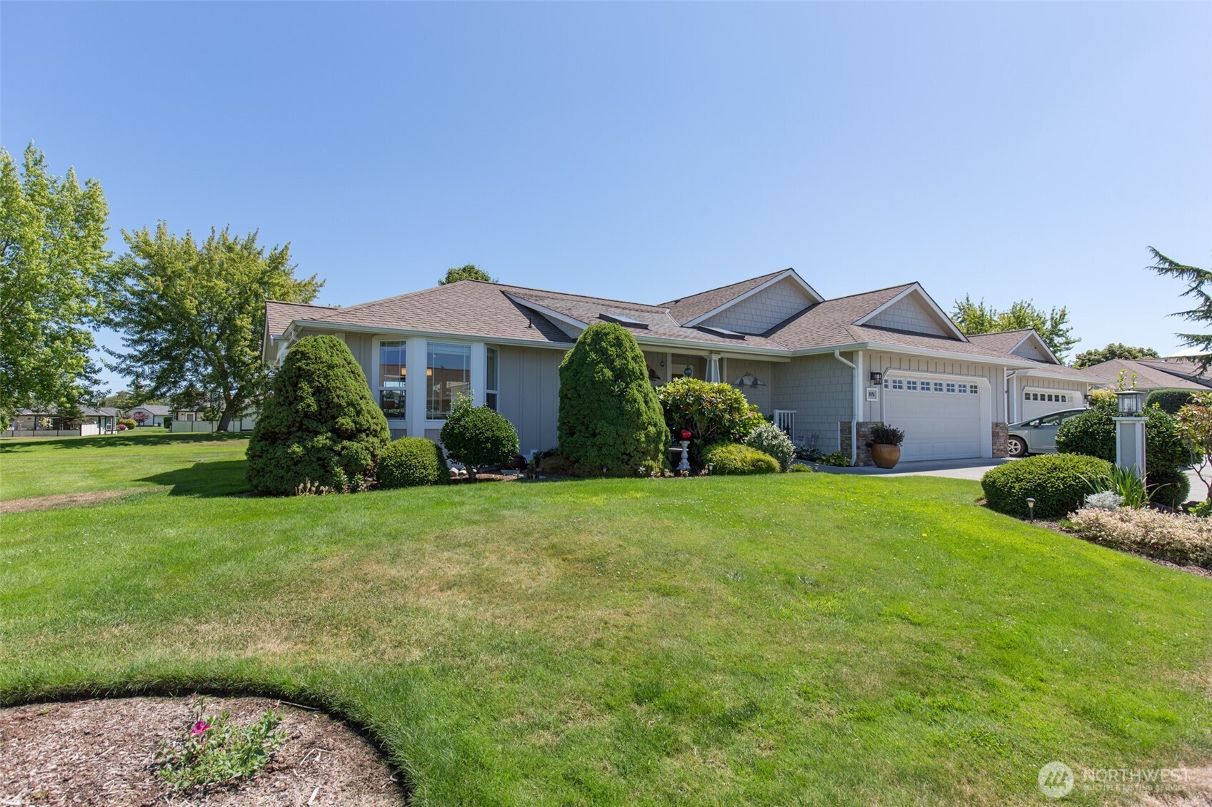 976 N Minstrel Road Property Photo 2