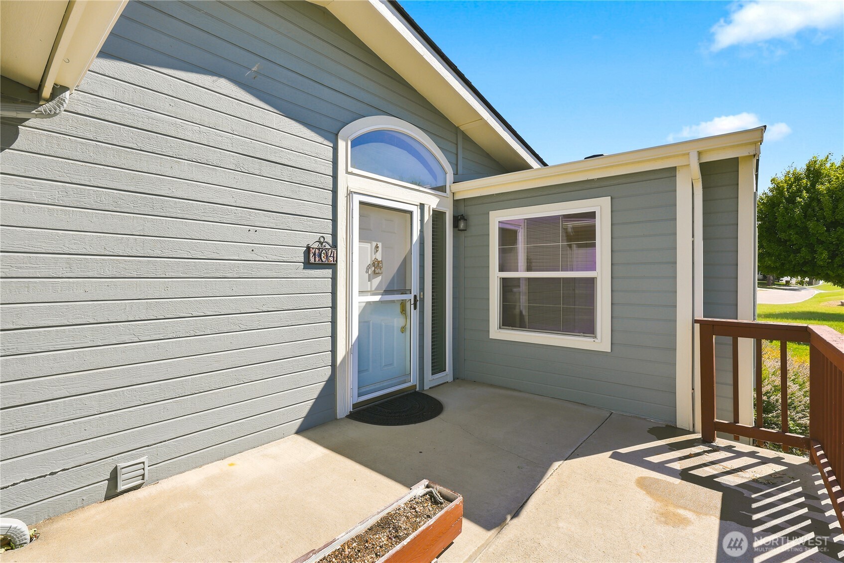 1100 S Rosewood Drive 104 Property Photo 4