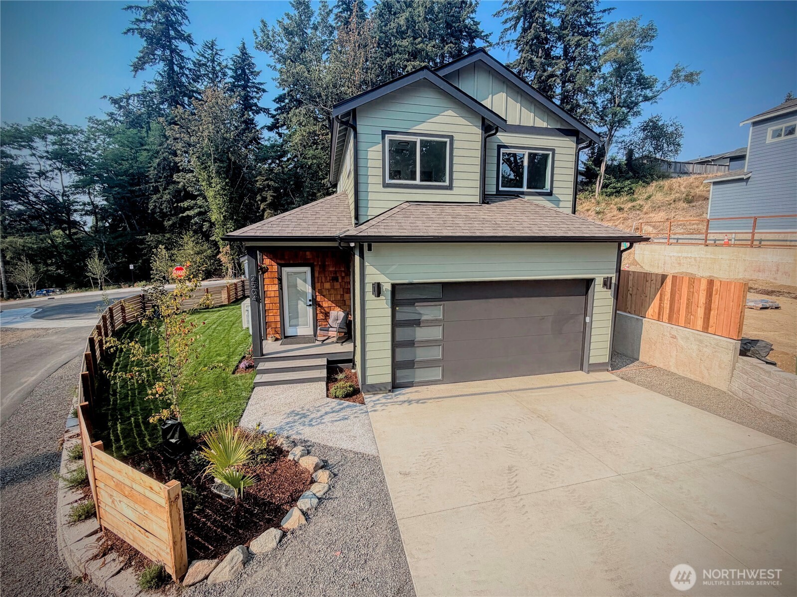 2504 Fireweed Lane Property Photo 3